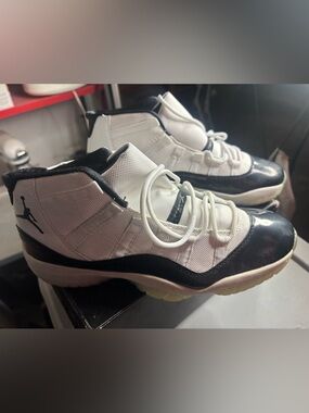 Jordan Black and White Air Jordan 11 Retro